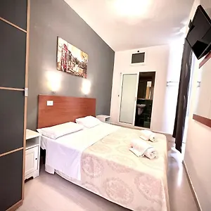 Otel Alius And Freerome