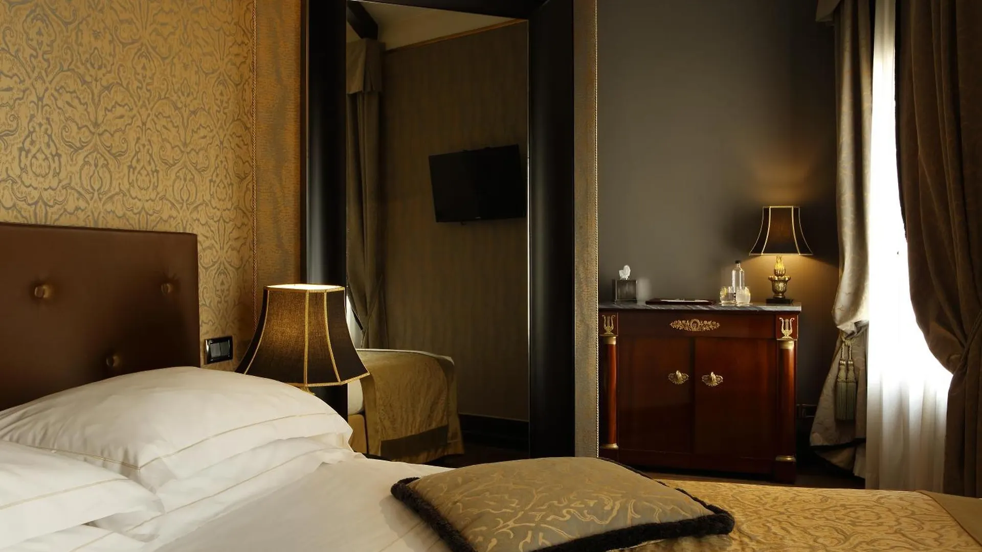 **** Hotel Aqua Palace Venice Italy